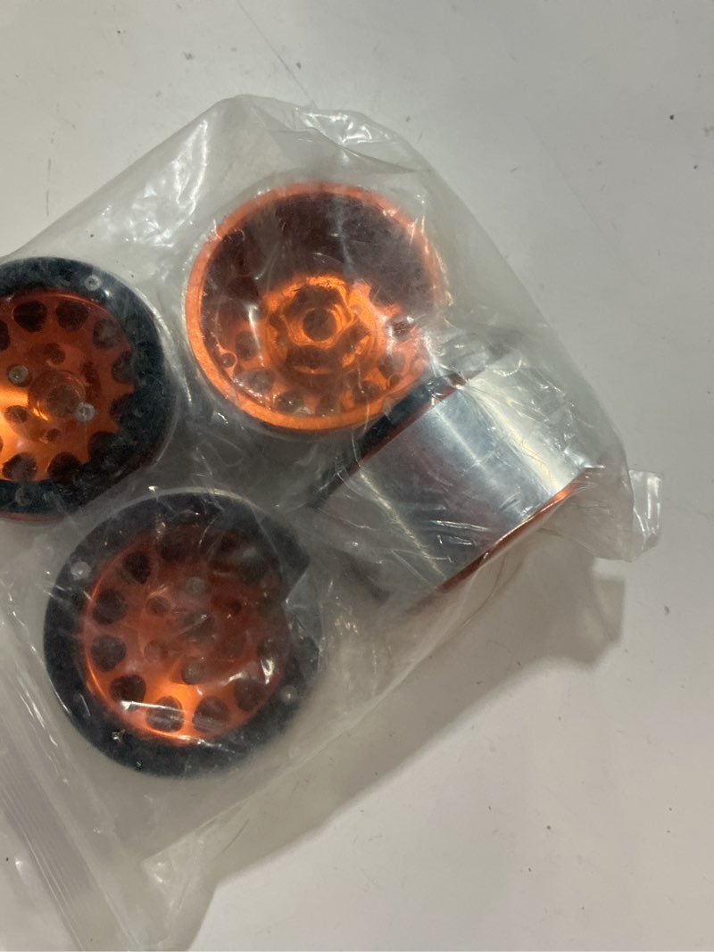Condition photo showing Good Condition for HobbyPark Aluminum 1.9 Beadlock Wheels for 1/10 Scale RC Crawler, Compatible with Traxxas TRX4 Axial SCX10 Redcat Gen 8 RC4WD, 4pcs (Black & Red)