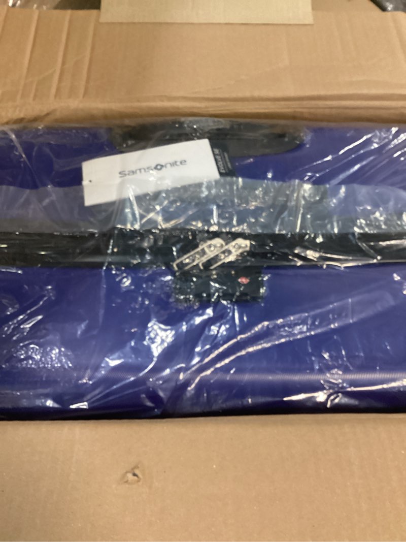 Condition photo showing Good Condition for Samsonite Evolve SE Hardside Expandable Luggage with Double Spinner Wheels, Saphir Blue, 3PC Set (CO/M/L) 3-Piece Set (Carry on/Medium/Large) Saphir Blue