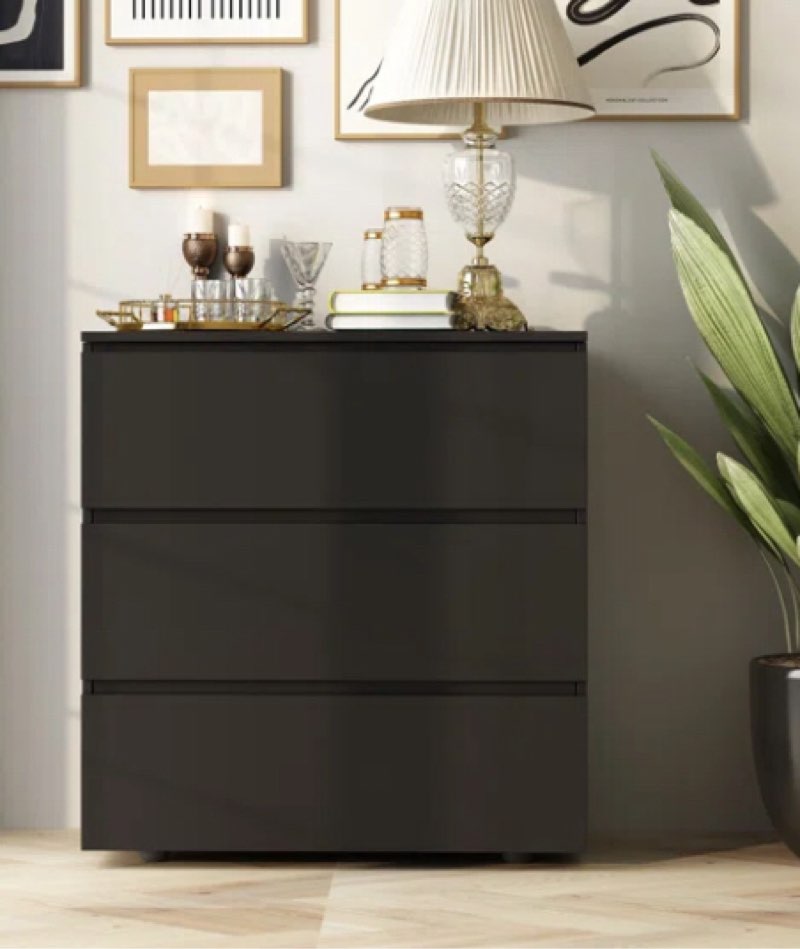 Villanova 3 - Drawer Bachelor's Chest