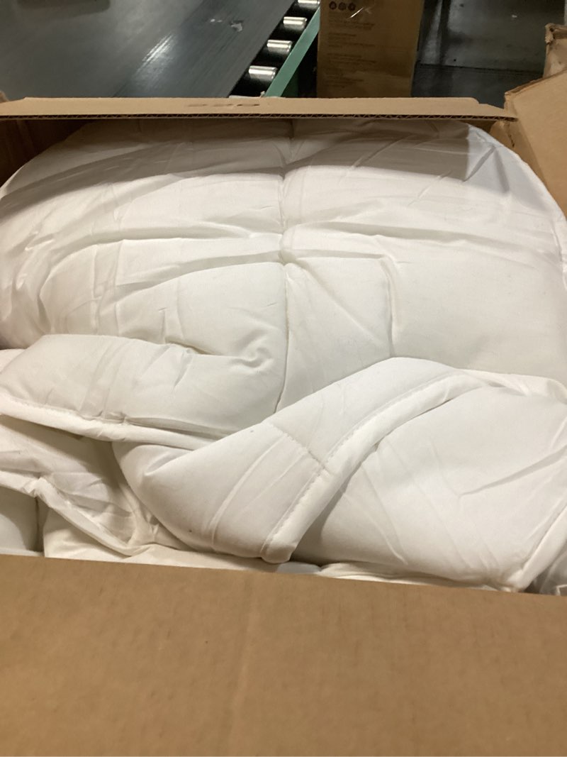 Condition photo showing As Is for 100% Cotton Cover Down Alternative Comforter King Size- Cloud Bed Comforter for All Season, Breathable White Duvet, Ultra-Soft Duvet Insert (106x90) King White/Year-round