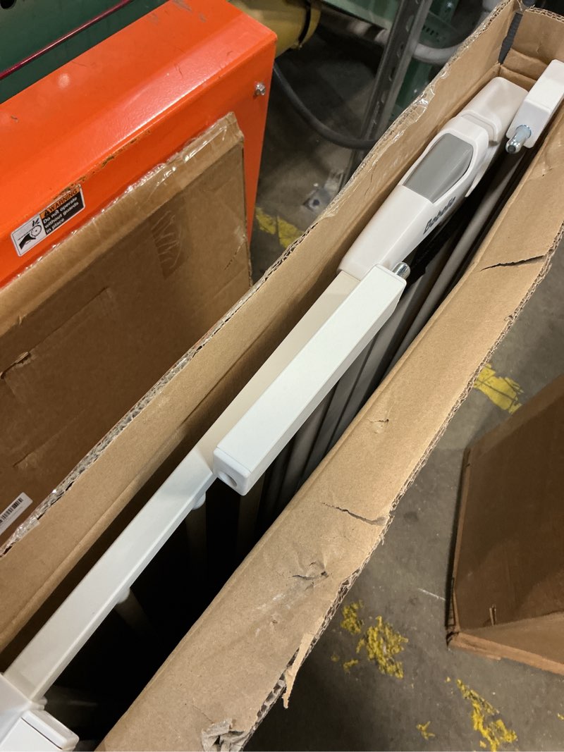 Condition photo showing Good Condition for BABELIO Safety Gate Door Fits for Stairs, Narrow and Wide Doorways with Auto Close, Easy Install, No Drilling, Pressure Mounted for Baby, Child, Pets, Dog/Puppy, 26''-40'', White White 30"Tall 26"-40" Wide