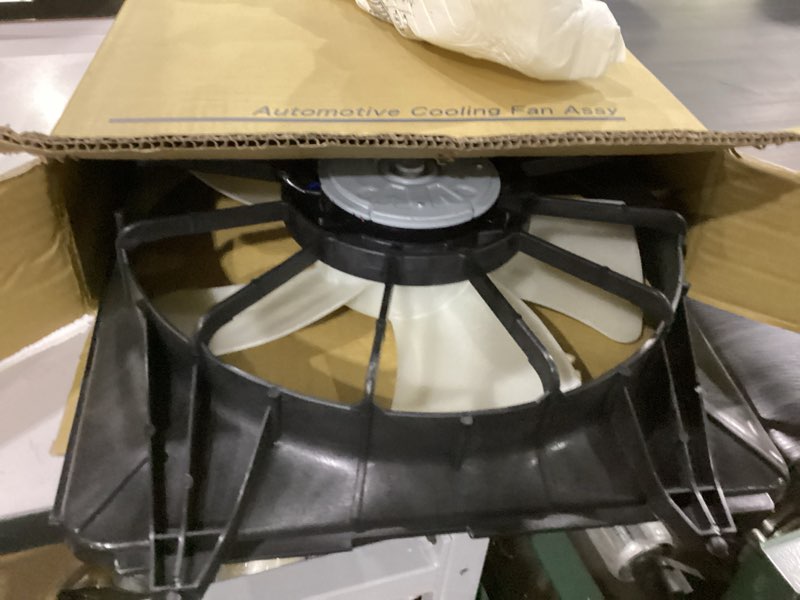 Condition photo showing New/Like New for tyc 600970 cooling fan assembly compatible with 2006-2011 honda civic,black