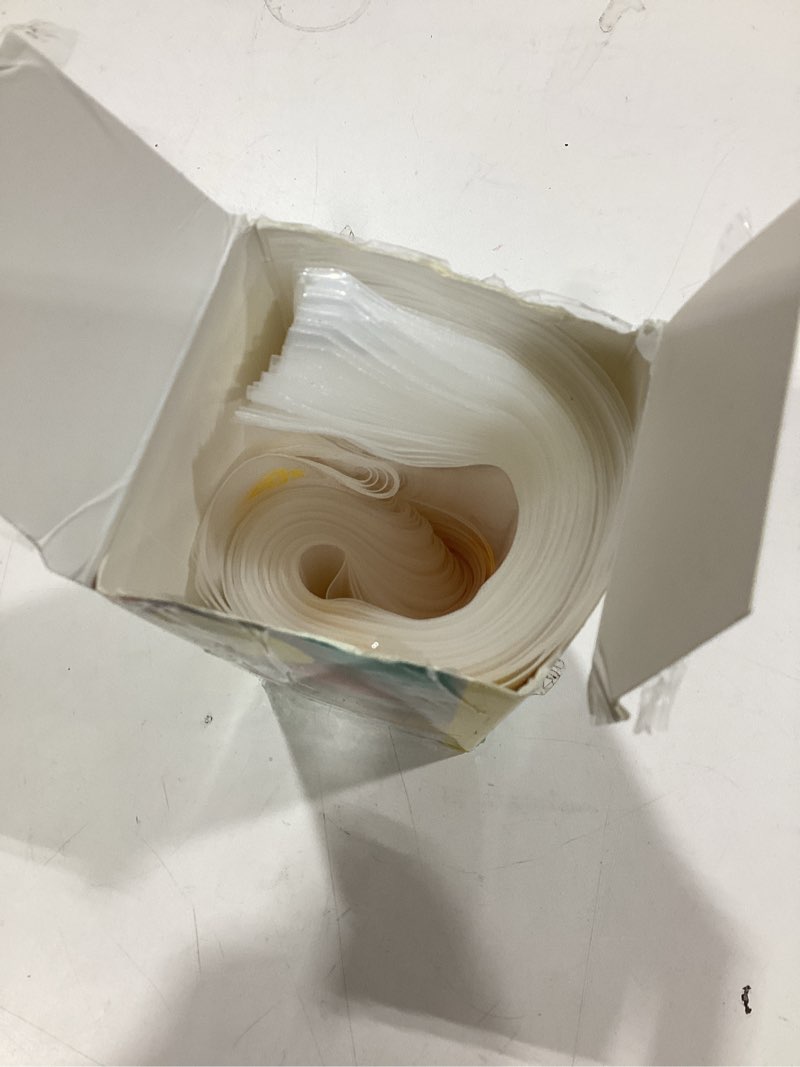 Condition photo showing Good Condition for Wilton Disposable Decorating Bags for Piping Icing & Cake Decorating, Perfect for Baking Creations, 100-Count, Packaging May Vary 1 Count (Pack of 1) Pastry Bags