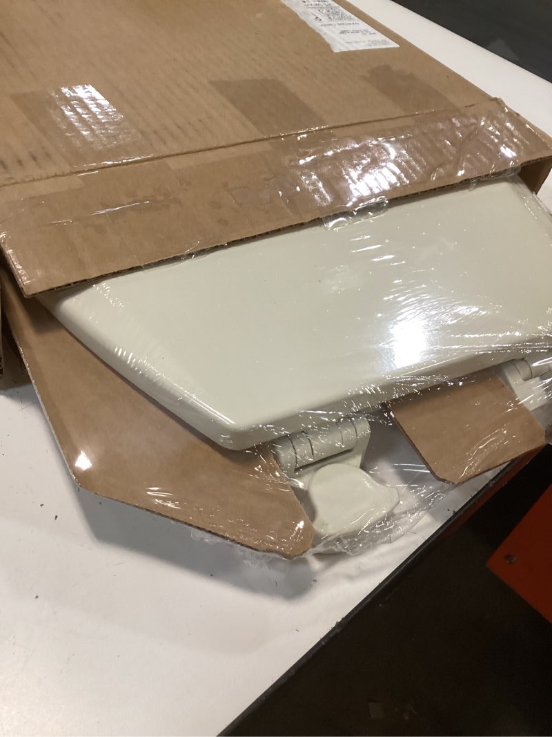 Condition photo showing New/Like New for bemis 500ec durable wood toilet seat with easy clean hinges, made in usa, round, almond