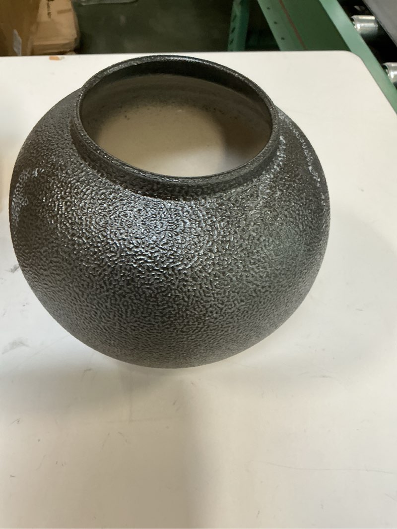 https://lotting-media.assets.bidfta.com/lotting_4ab75f54-000d-4f3f-9ef2-732cf16056ac