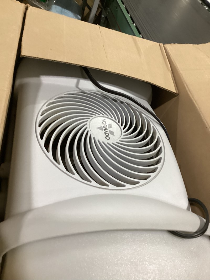Condition photo showing As Is for vornado evap40 evaporative humidifier with adjustable humidistat, 4-gallon capacity for large room coverage up to 1,000 sq ft, 3 speed settings, easy to clean dual tank