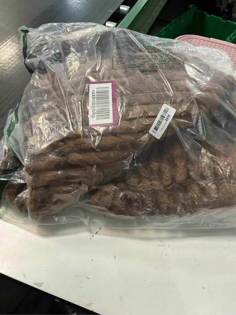 Condition photo showing Good Condition for Smiry Pet Couch Covers for Dogs Washable, Non-Slip Fuzzy Couch Covers for 3 Cushion Sofa Pet Friendly, Soft Thick Furniture Protector Sofa Slipcover Mat for Dogs (Chocolate, 27.6" x 59") 27.6" x 59" Chocolate