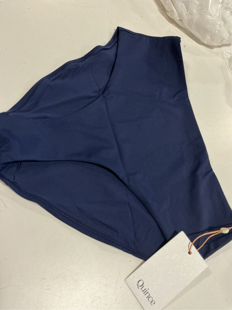 Condition photo showing Good Condition for italian high-rise bikini bottom, s, deep navy