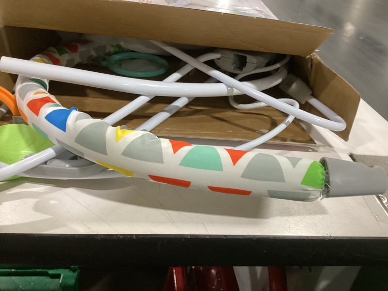 Condition photo showing New/Like New for Bright Starts Baby Bouncer Soothing Vibrations Infant Seat - Removable -Toy Bar, Nonslip Feet, 0-6 Months Up to 20 lbs (Safari Fun)