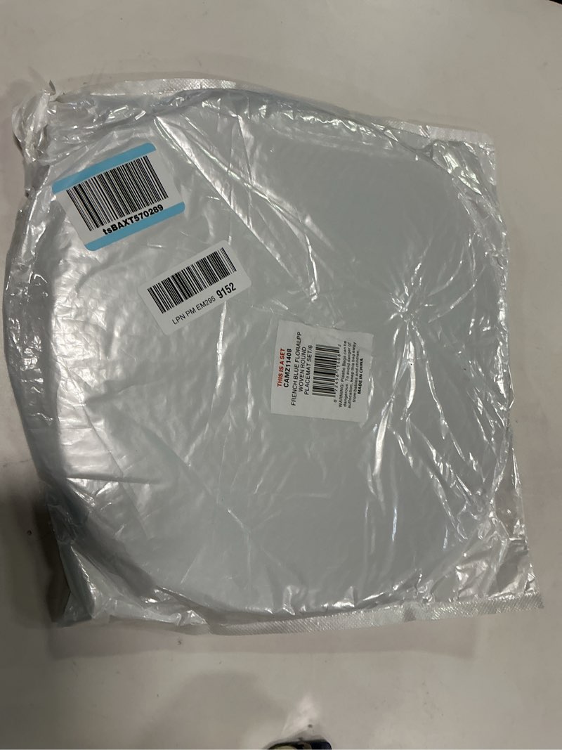 https://lotting-media.assets.bidfta.com/lotting_4acb918d-f296-407c-b9a2-fd49275903a9