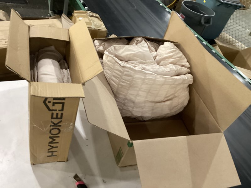 Condition photo showing As Is for hymokege beige queen comforter set seersucker 7 pieces, all season luxury bed in a bag for bedroom, bedding set with comforters, sheets, pillowcases & shams queen(88"x 88") beige