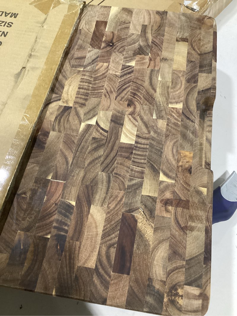 Condition photo showing Good Condition for Utoplike Large Acacia Cutting Board 22 x 16 inch, End Grain Largest Wooden Butcher Block for Turkey, Meat, Vegetables, BBQ, Chopping Board with Handle and Single-side Juice Groove, 1.38"Th 16"L x 22"W Acacia