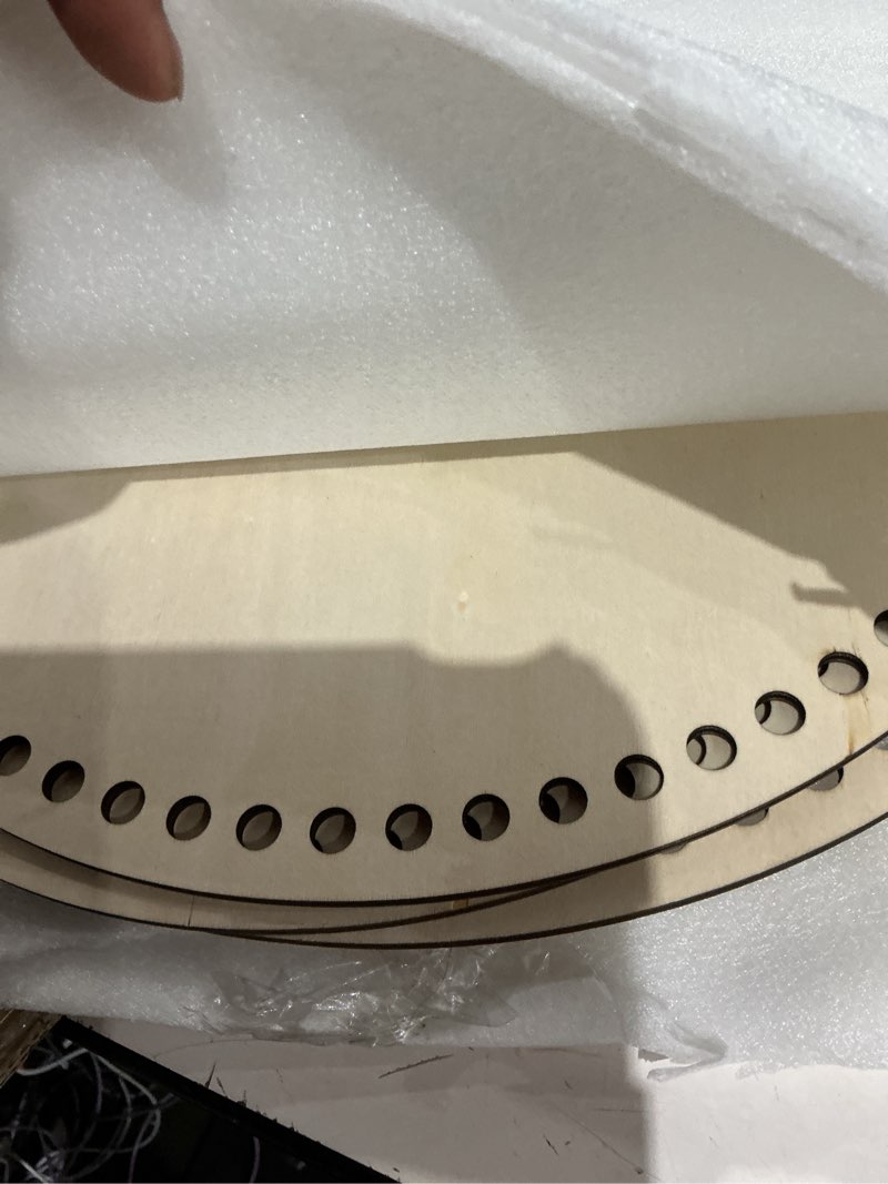 Condition photo showing Good Condition for croblissful 3 pc large moses basket wood bottom 3 sizes(30x17inch+30x15inch+28x16inch) oval natural wooden base shaper for diy crochet or knitting home baby doll weaving crafts decoration(base only)