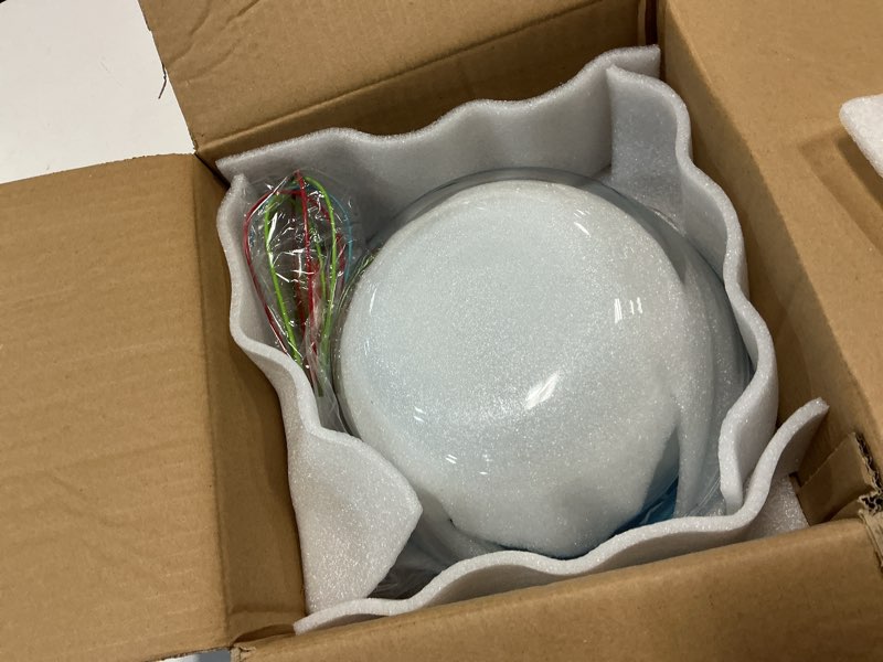 Condition photo showing New/Like New for vesteel glass mixing bowls with lids set of 7(0.5qt  0.8qt  1.7qt  2.9qt)  clear salad bowls with egg whisk spatula basting brush  nesting food prep b