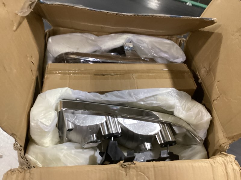 Condition photo showing Good Condition for Nilight Headlight Assembly for 2002 2003 2004 2005 2006 Chevy Avalanche with Body Cladding Pickup Truck Replacement Headlamp Black Housing Amber Reflector Driver and Passenger Side Black Housing+ Amber Reflector