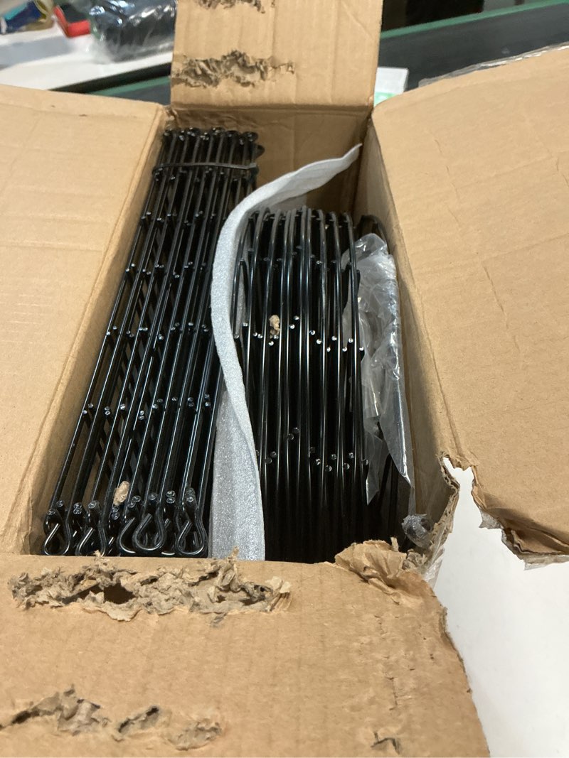 Condition photo showing New/Like New for 32 Pack Decorative Garden Fence, 17in X 34.6ft Arched No Dig Fence Border, Garden Edging Border, Rustproof Metal Animal Barrier with Ground Stake for Dog, Rabbit, Outdoor Yard Patio Decor 32 Panels, 17in X 34.6ft Black