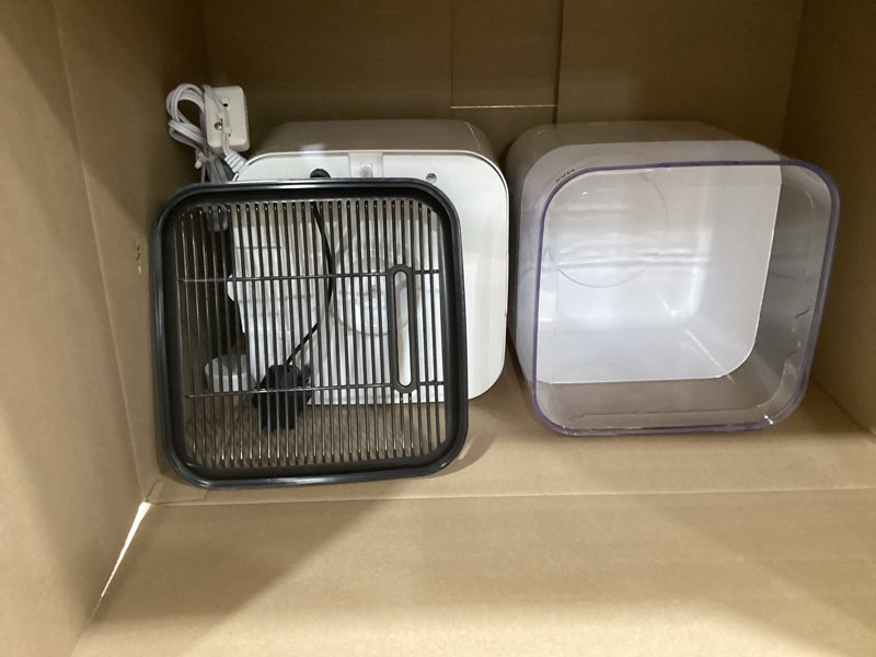 Condition photo showing As Is for areshark humidifier large room, 2.2 gal/8.5l cool warm mist air humidifiers for bedroom, 65h runtime, humidity setting, easy to clean, top fill, 30db quiet, 550ft² coverage, for plants, adults, kids white