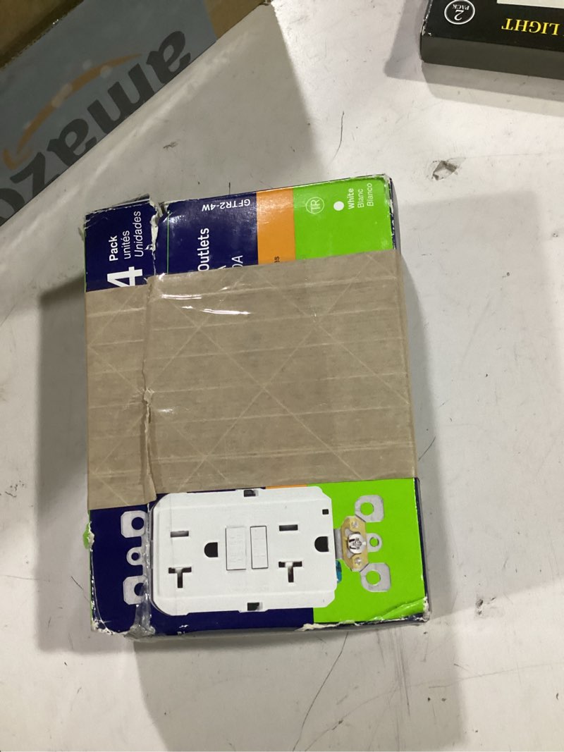 Condition photo showing Good Condition for leviton gftr2-w self-test smartlockpro slim gfci tamper-resistant receptacle with led indicator, wallplate not included, 20-amp, white (4 pack)