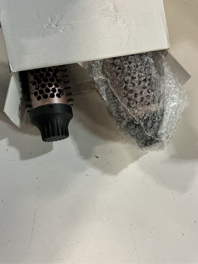 Condition photo showing Good Condition for thermal brush set 3-in-1 curling iron brush set, dual voltage 110-220v thermal hair brush with 11 temp settings, 3 interchangeable travel curling irons (1.25“, 1.5”, & 1.75" barrels) (pink) rose gold
