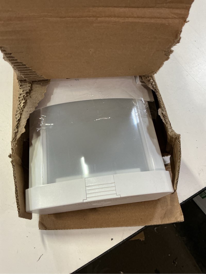 Condition photo showing Good Condition for hyperlite 60w/50w/40w led wraparound light fixture, linkable 4ft led wrap light ac120v, 5000k wrap around light, 4400lm/5500lm/6600lm led office lights for garage closet laundry room, etl listed 1 pack-5000k