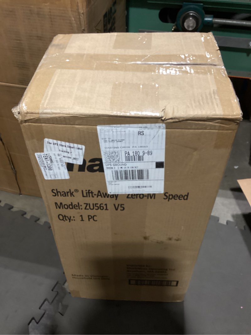 Condition photo showing Good Condition for shark zu561 navigator lift-away speed self cleaning brushroll lightweight upright vacuum with hepa filter, red peony navigator lift-away w/self-clean brush
