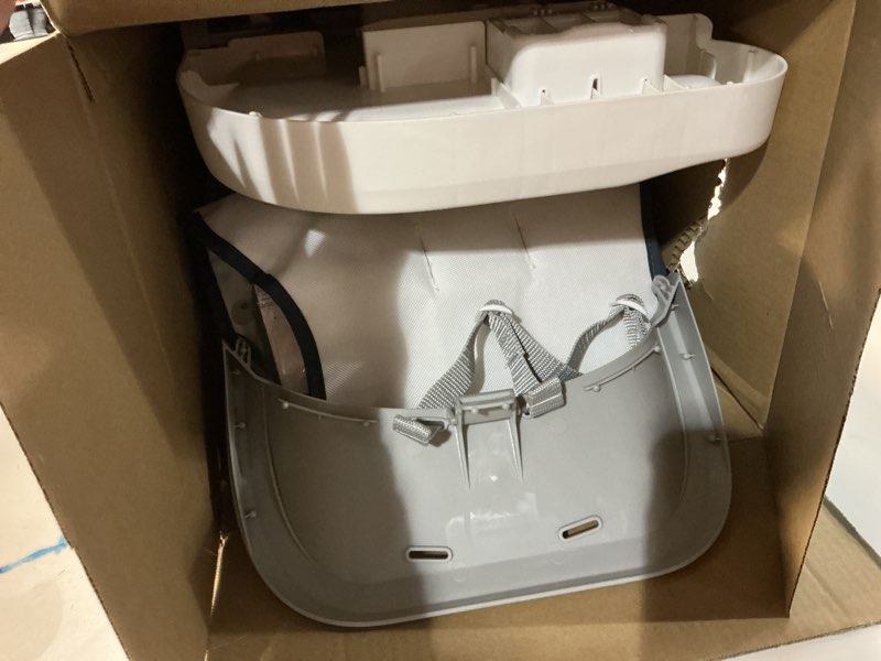 Condition photo showing Good Condition for Fisher-Price SpaceSaver High Chair
