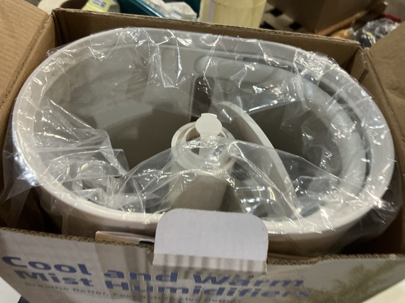 Condition photo showing Good Condition for 6l humidifiers for bedroom large room home, cool and warm humidifier for baby and plants mist top fill desk humidifiers essential oil diffuser, quiet with adjustable mist,360°nozzle-white 6l d-white