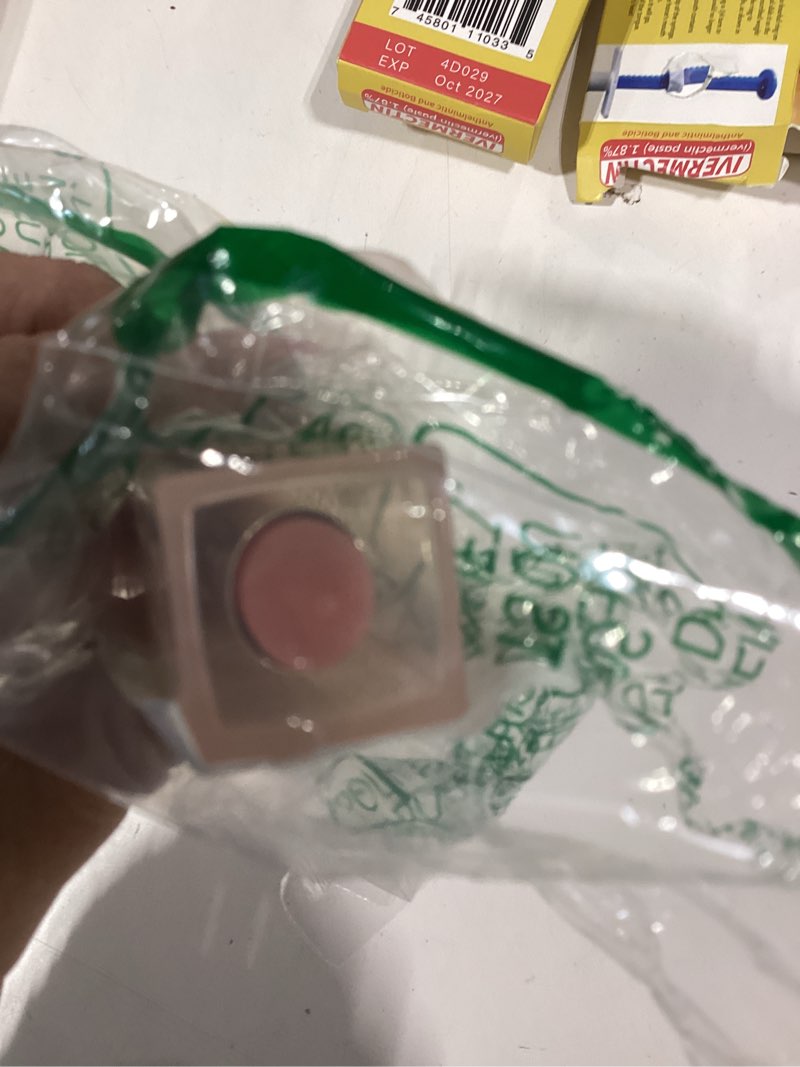 Condition photo showing New/Like New for maybelline lifter glaze oil balm with hyaluronic acid and hydrating oil blend, lip balm with 24hrs of smooth, moisturizing shine, pink drip (sheer baby pink)
