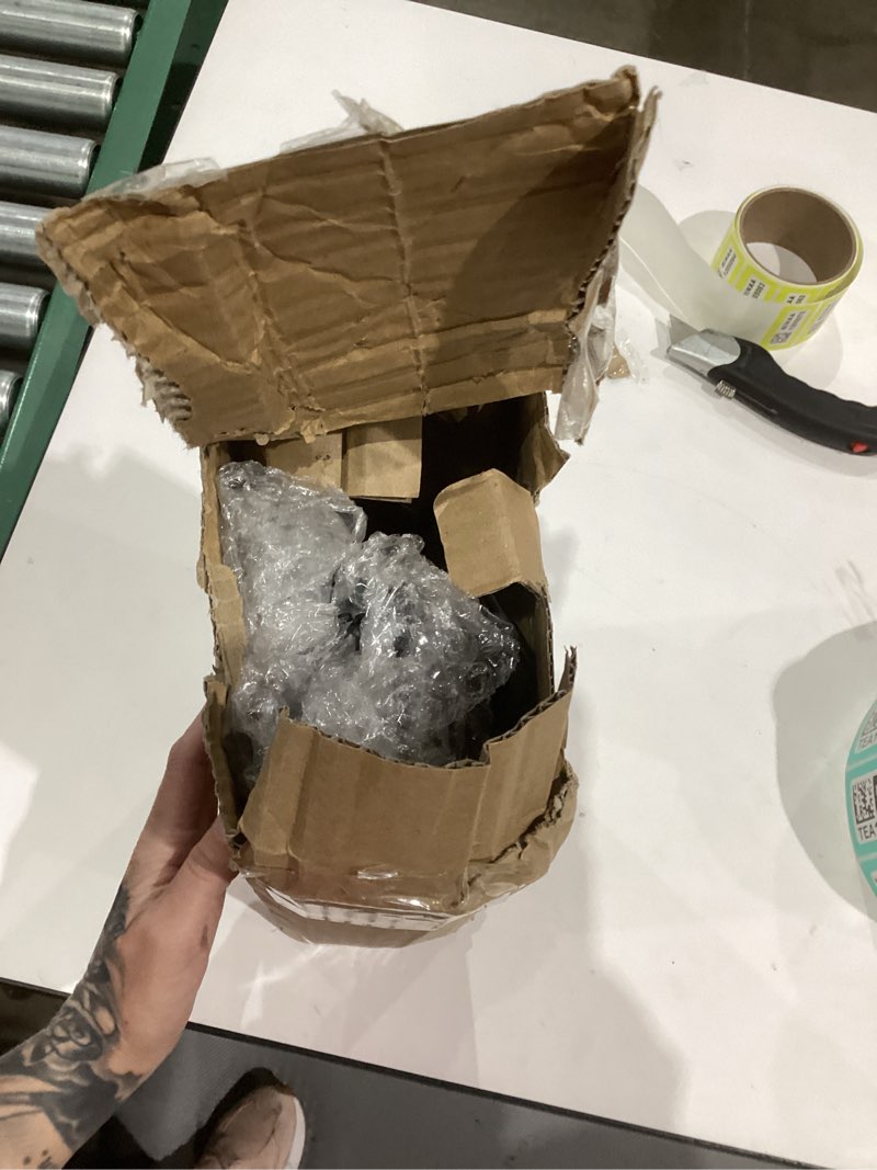 Condition photo showing New/Like New for J JACKCUBE DESIGN Wall Mount Wine Rack Organizer for 12 Bottles, Heavy Duty Steel Wine Champagne Liquor Storage Display Holder Rack for Kitchen, Wine Cellar and Home Decor- MK823B Black- 12 Bottles