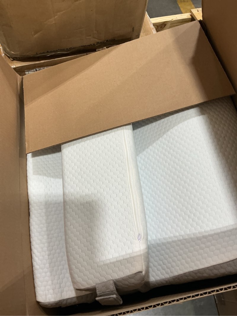 Condition photo showing As Is for 4pcs wedge pillow set for after surgery, orthopedic bed wedge pillow for back pain relief, sitting up in bed,recovery, acid reflux, snoring, body pillow for sleeping,leg,shoulder support, white/grey