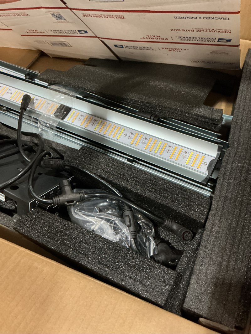 Condition photo showing Good Condition for grow light farmlite led grow lights for indoor plants full spectrum growing light plant hanging growing lamps seedling daisy chain dimmable board 4x4ft coverage (320watts)