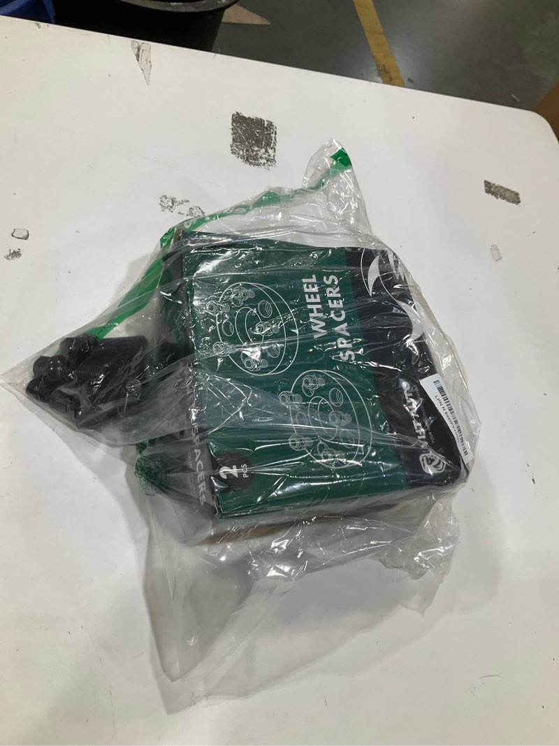 Condition photo showing Good Condition for yhtauto 5x130mm hubcentric wheel spacers 15mm fits audi, porsche, volkswagen models: q7, cayenne, 911, touareg, boxster, forged tire spacers 15mm with m14x1.5 studs 71.6mm hub bore 2pcs, black 15 mm thickness 2 pcs