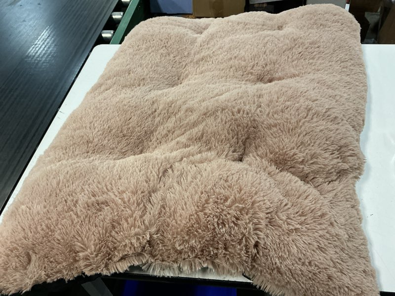 Condition photo showing Good Condition for joejoy large dog bed crate pad, deluxe plush washable dog beds fulffy soft kennel pad anti-slip pet sleeping mat for extra large medium small dogs, 40" x 27", beige xl(40"x27"x4") beige