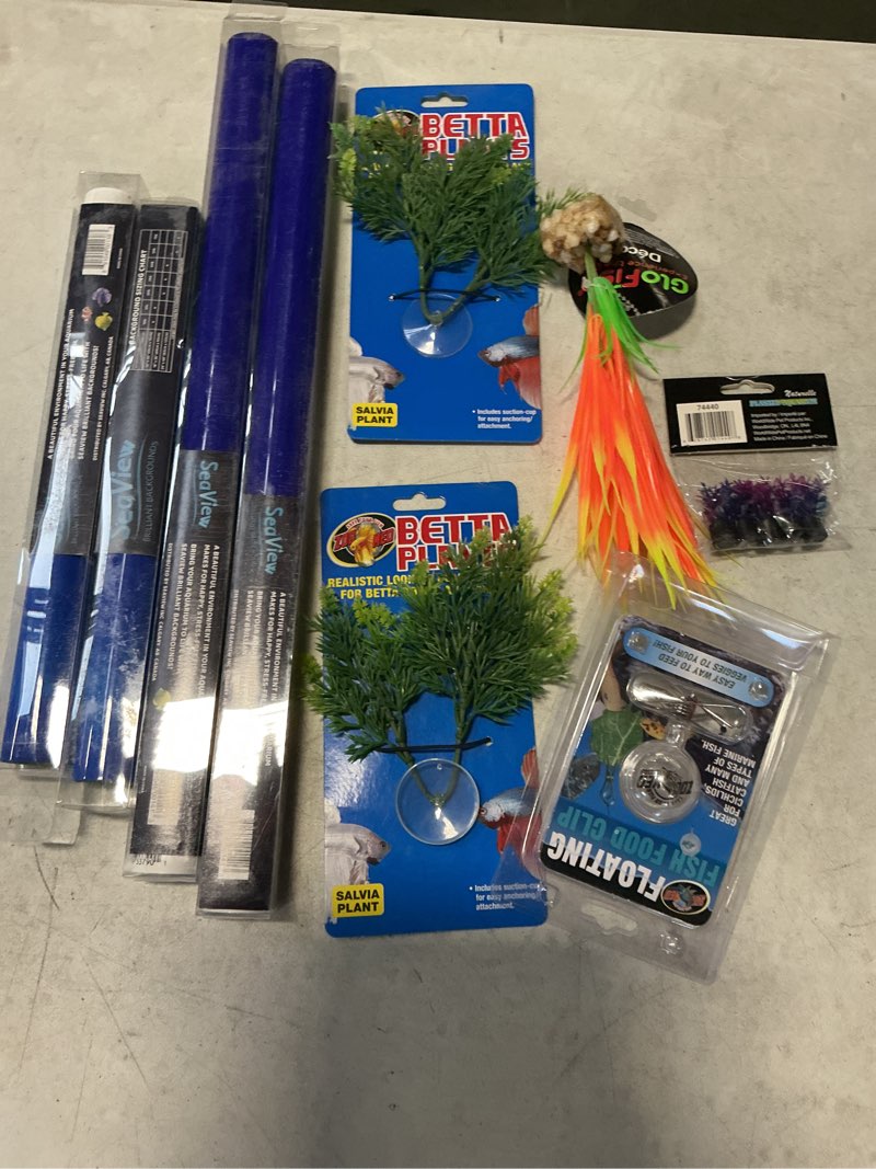 Condition photo showing Good Condition for Assorted Pet Essentials, Variety of items