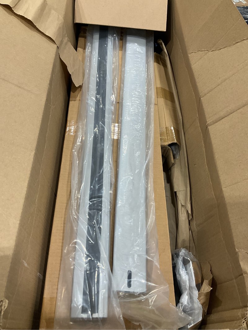 Condition photo showing Good Condition for Aluminum Cargo Rack for Cadillac XT4 2018-2025 & XT6 2019-2025 Roof Rack Cross Bars Rail Luggage Carrier Accessories