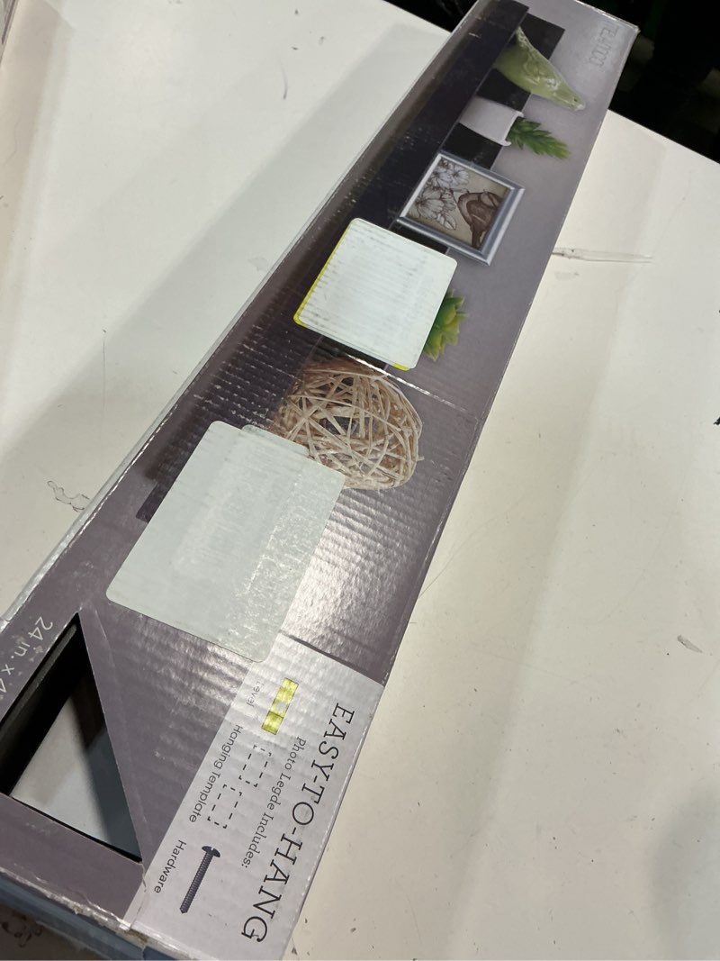 Condition photo showing Good Condition for MELANNCO Floating MDF Photo Ledge for Bedroom, Living Room, Bathroom, Kitchen, Nursery, 14-Inch, Set of 2, Black Black 14-Inch (Set of 2)