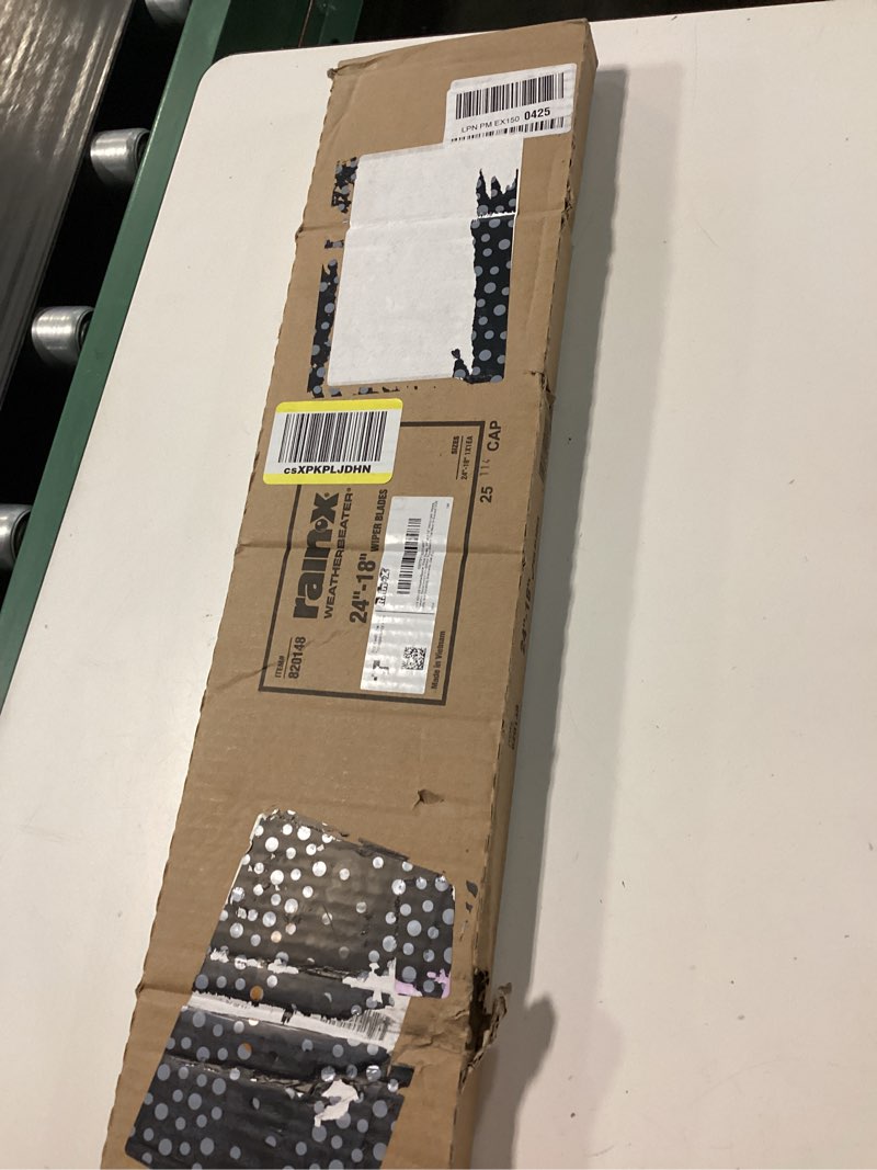 Condition photo showing New/Like New for rain-x 820148 weatherbeater wiper blades, 24" and 18" windshield wipers, automotive replacement windshield wiper blades that meet or exceed oem quality and durability standards, (set of 2) 24" and 18" pack of 2