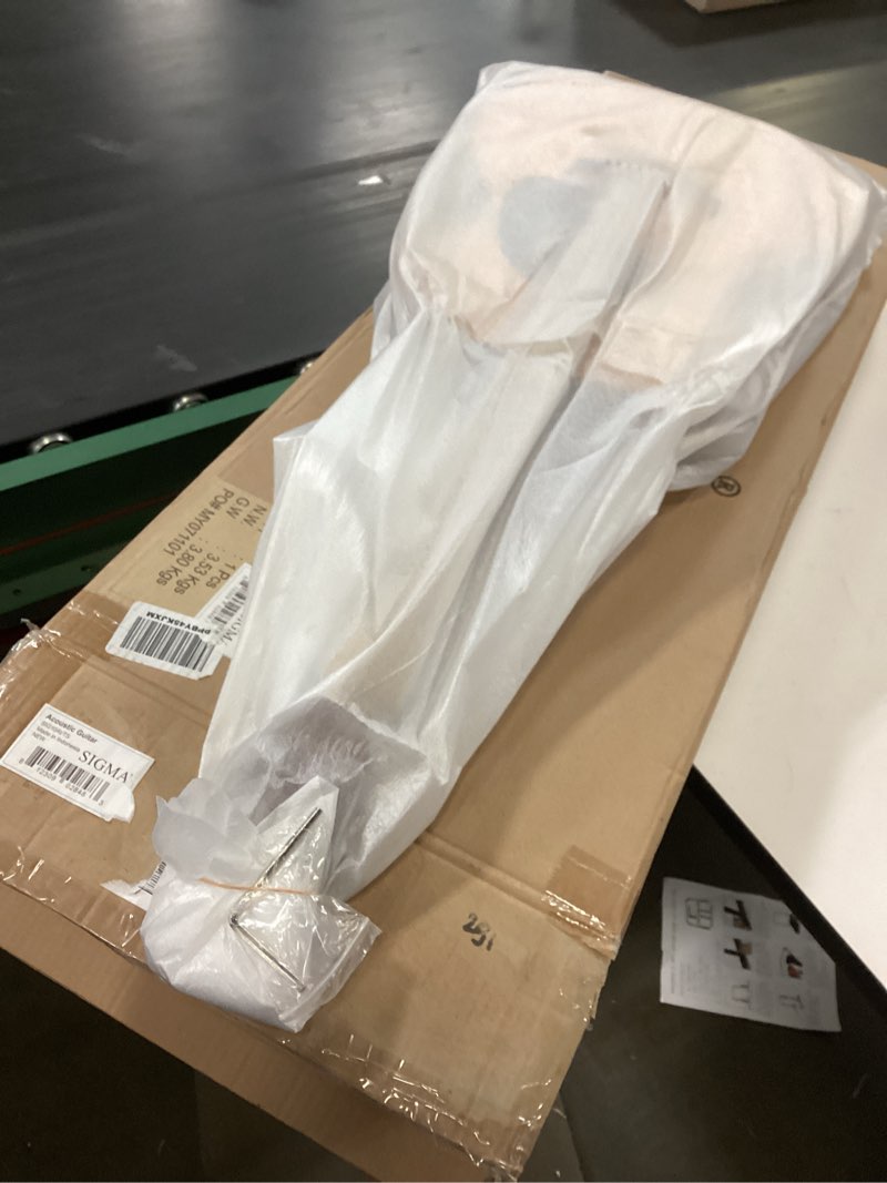 Condition photo showing New/Like New for SIGMA 40” Acoustic Guitar, OOO, 4/4 Full-Size, with D'Addario EXP16 Strings, Solid Spruce Top, Vintage Tinted Gloss, Mahogany Back & Sides, Right(10A) 39.9"