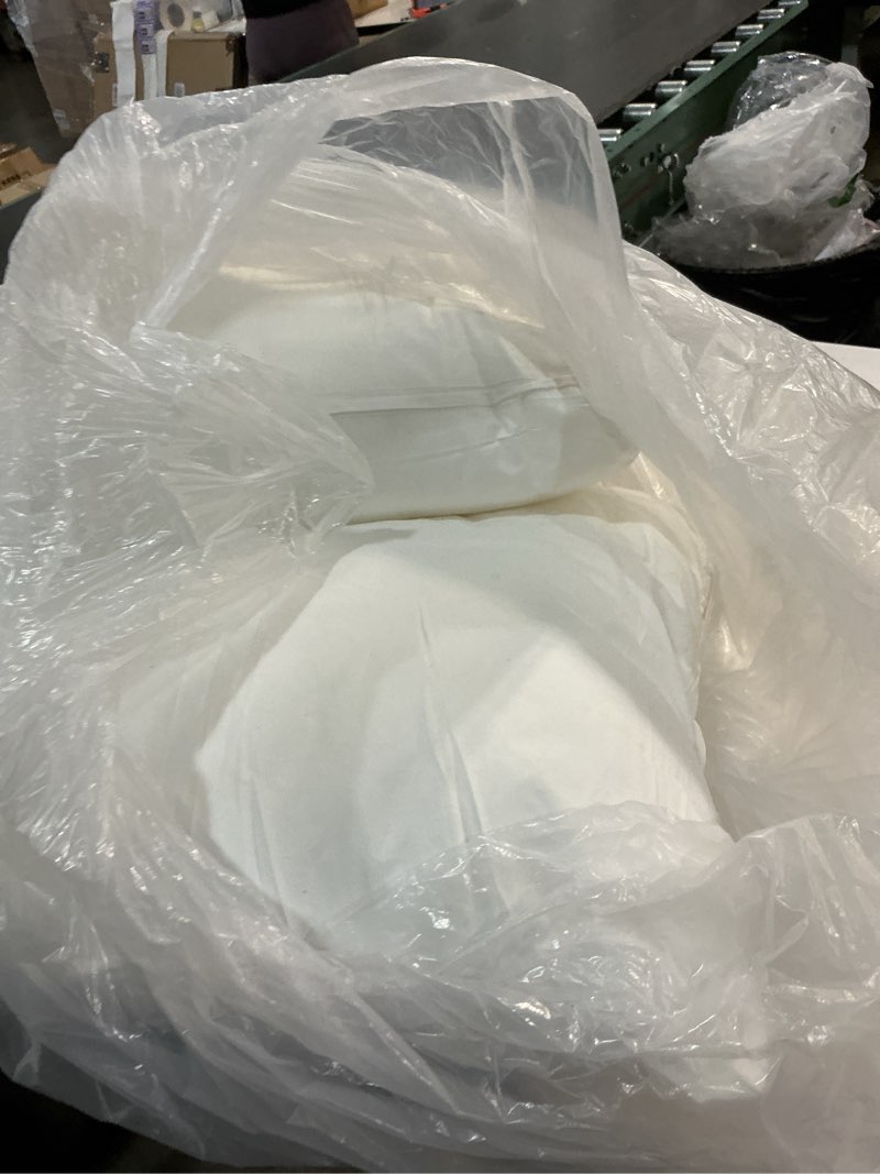 Condition photo showing Good Condition for miulee 20x20 throw pillow inserts,set of 2 decorative pillow inserts with soft cotton cover,fluffy and cozy indoor square sofa couch pillow inserts white 20x20 inch (pack of 2)