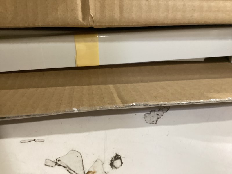 Condition photo showing Good Condition for lbg products window air conditioner side panel and frame set,ac accordion filler kit,fits most 5000btu window air conditioners, ac side panels with frame
