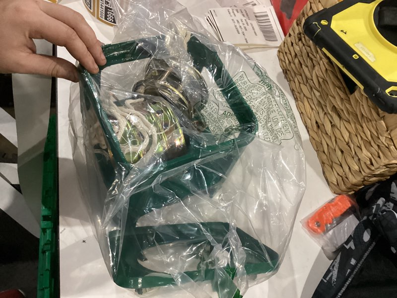 Condition photo showing Good Condition for Fogon de petróleo para cuba,kerosene heater?portable kerosene stove 8-wicks, Camping Stove is used for backpacking hiking, picnicking, and adventure?Survival Heating Cooking Small Kerosene Heater 1