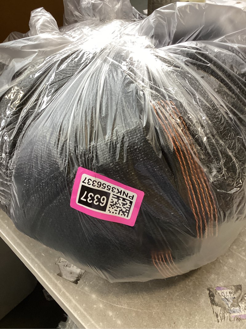 https://lotting-media.assets.bidfta.com/lotting_4b648c35-3031-477f-94e5-283fc6d4bc90