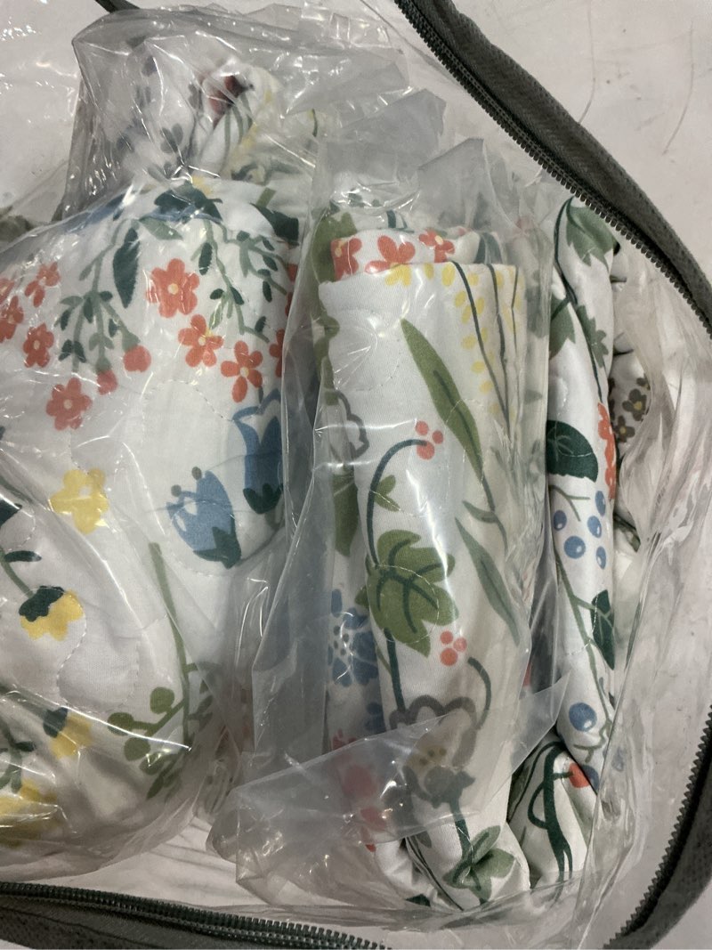 Condition photo showing As Is for floral quilt queen set 3 pieces soft microfiber lightweight bedspread queen bedding set garden style green red botanical flowers set for all seasons 1 quilt and 2 pillow shams floral01 queen