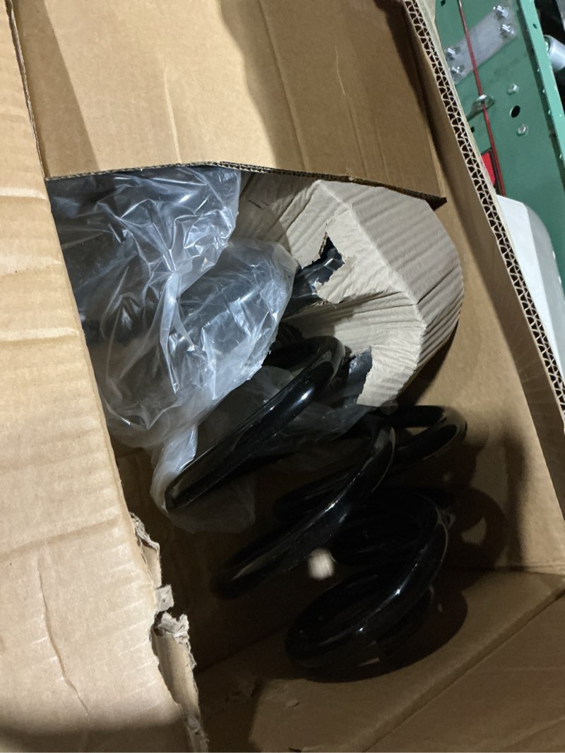 Condition photo showing Good Condition for 929-930 1"-3" lift rear heavy duty coil springs compatible with 2000-2023 escalade avalanche suburban tahoe yukon, provide extra 70% load capacity