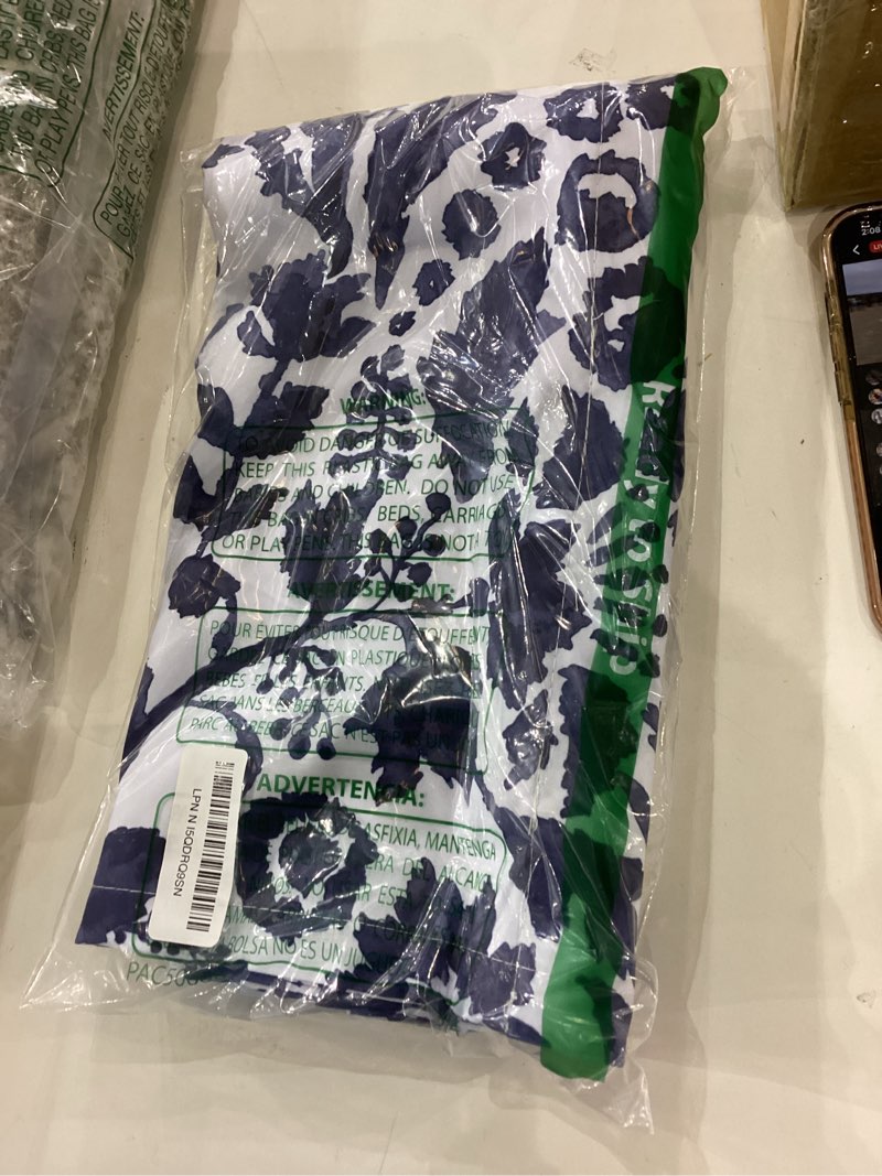 Condition photo showing Good Condition for DriftAway Julia Lined Valance Double Layer Thermal Insulated Room Darkening Blackout Valances 3 Inch Rod Pocket Window Valance for Bathroom Living Room 52 Inch by 18 Inch Navy Navy 52"W x 18"L (Pack of 1)