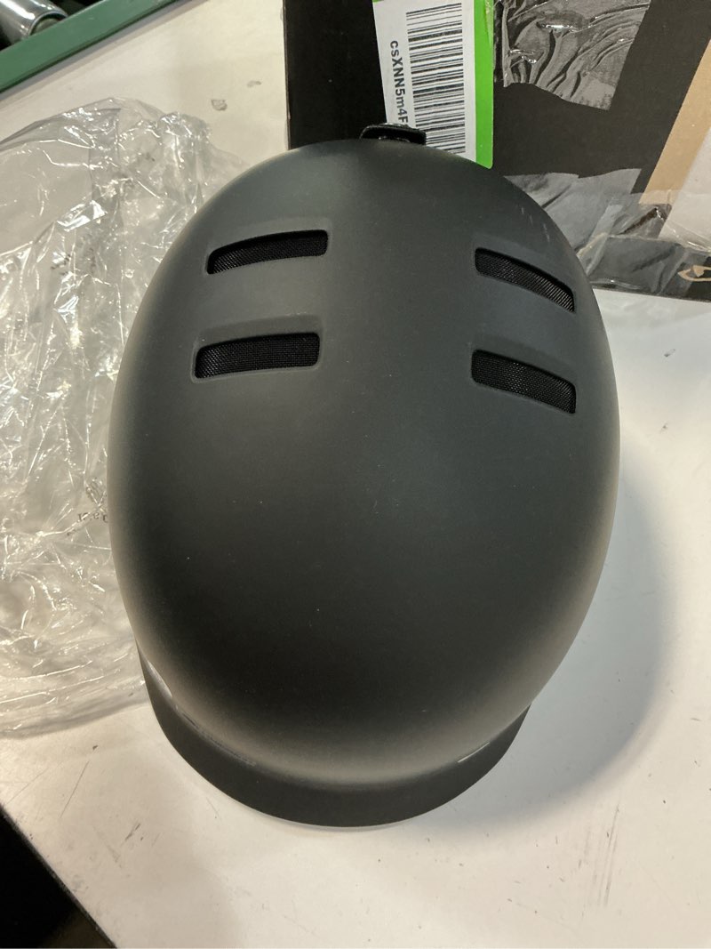 Condition photo showing Good Condition for giro surface ski helmet - snowboard helmet for men, women & youth - brim style with dial fit system matte black medium