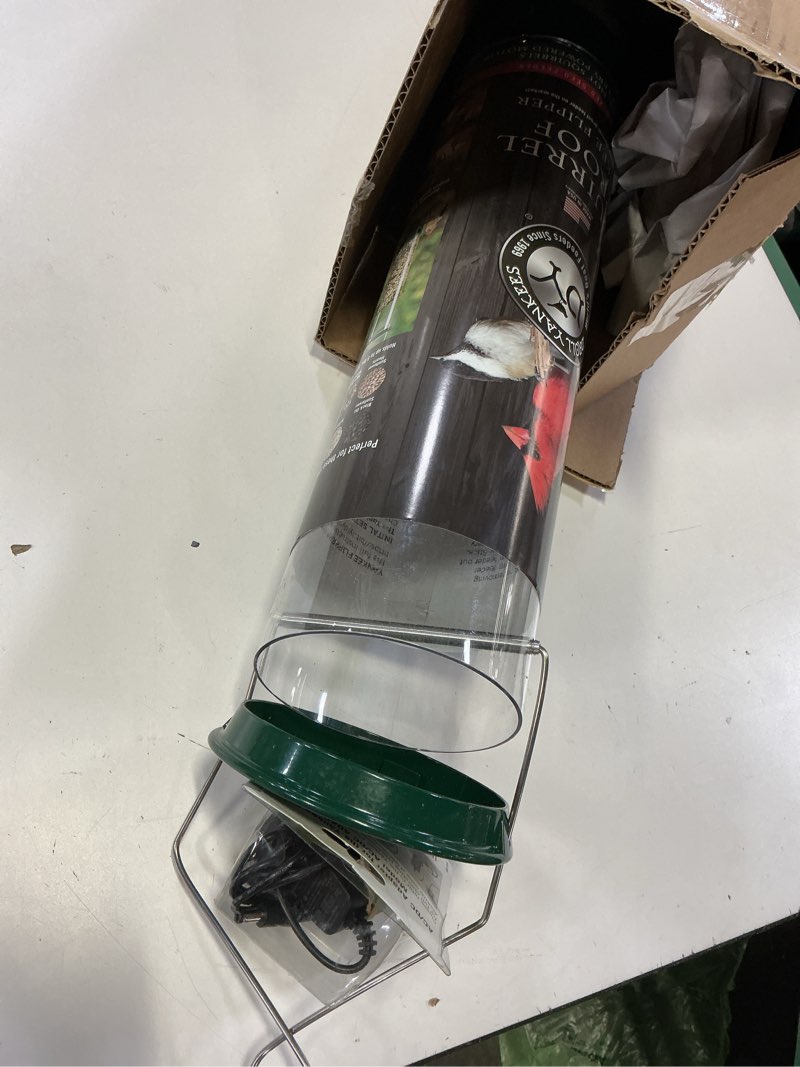 Condition photo showing Good Condition for droll yankees squirrel proof bird feeders for outdoors - yf-m - flipper, collapsible perches, 5-pound seed capacity, green yankee flipper
