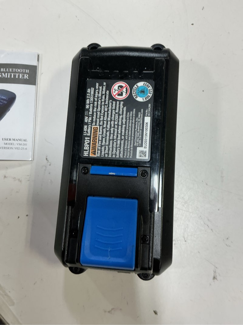 Condition photo showing New/Like New for hart 40 volt 2.5ah battery accessory, lithium-ion, on-board fuel gauge