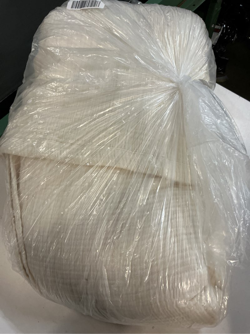 Condition photo showing Good Condition for organic cotton gauze duvet cover set, king/cal king, undyed