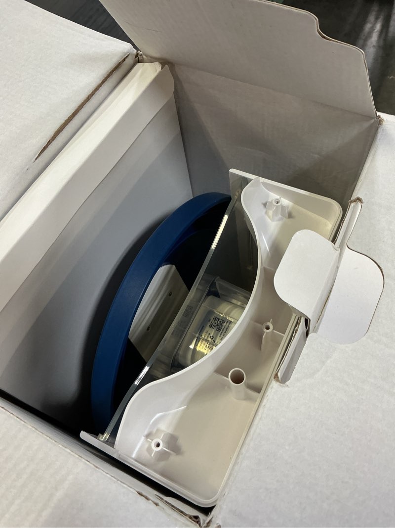 Condition photo showing Good Condition for peckcam® bird feeder with camera with ai identify 10000+ birds species, 3 solar panels, 2k live view, instant arrival alerts, smart bird house with cam, gift for bird lovers blue